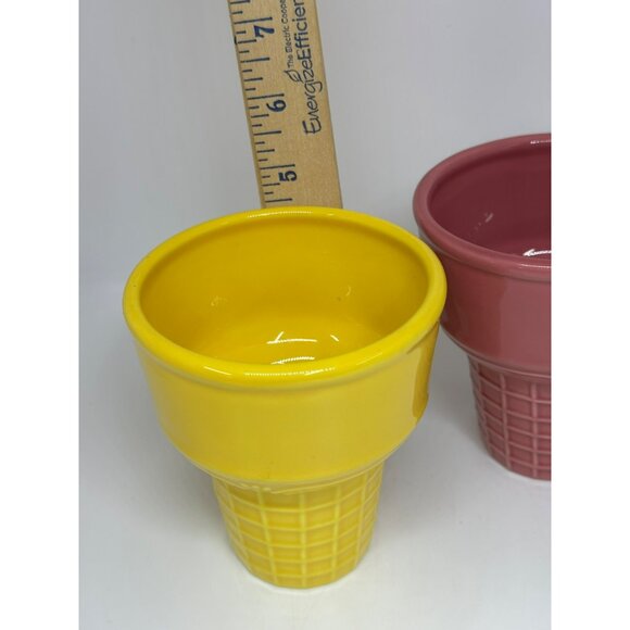 VTG Pfaltzgraff Ceramic Ice Cream Cone Cups Set 2 Yellow & Pink Planters 4"x4.5" - Picture 6 of 9
